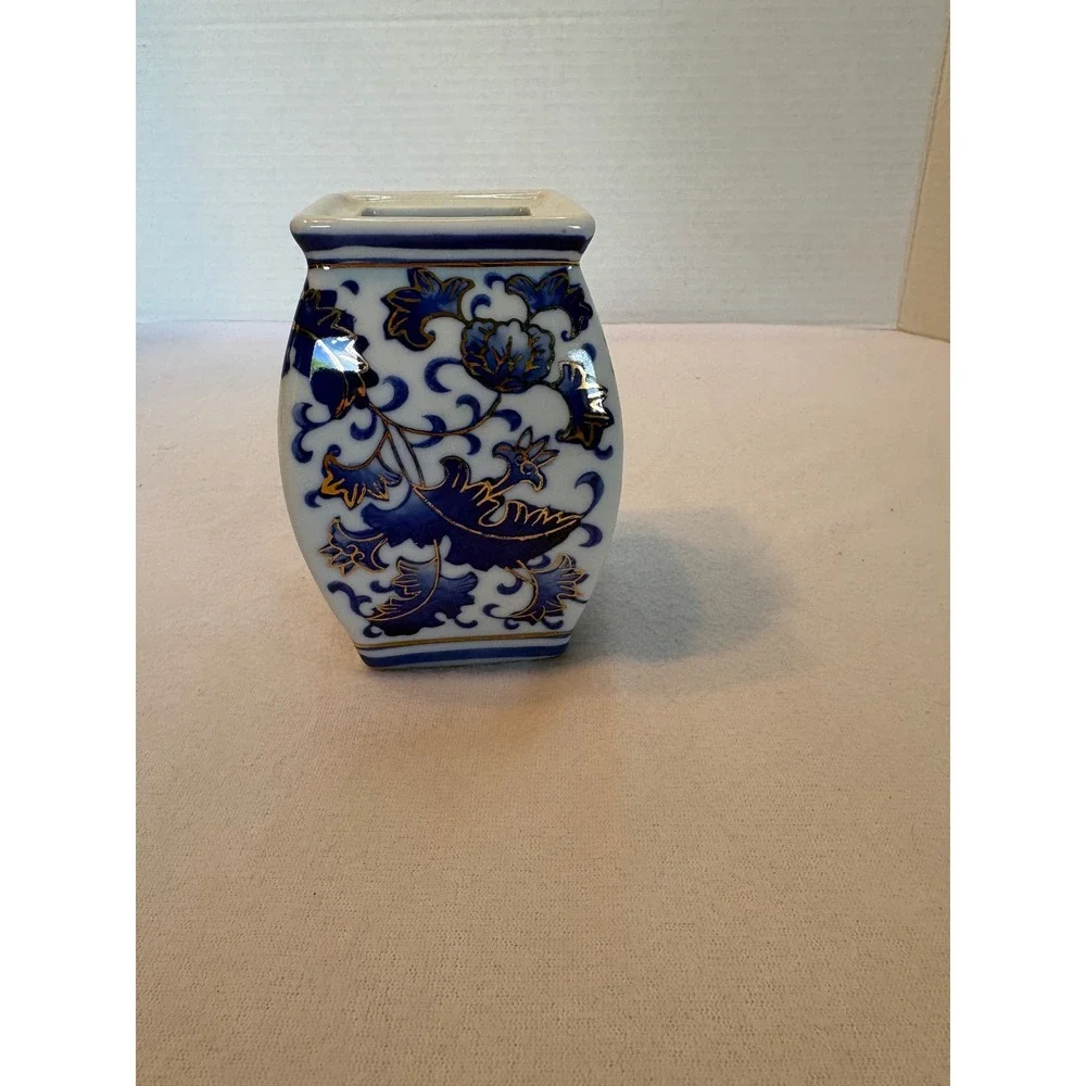 Blue and White Floral Ceramic Square Vase Gold Gilt Chinoiserie Decor Small‎